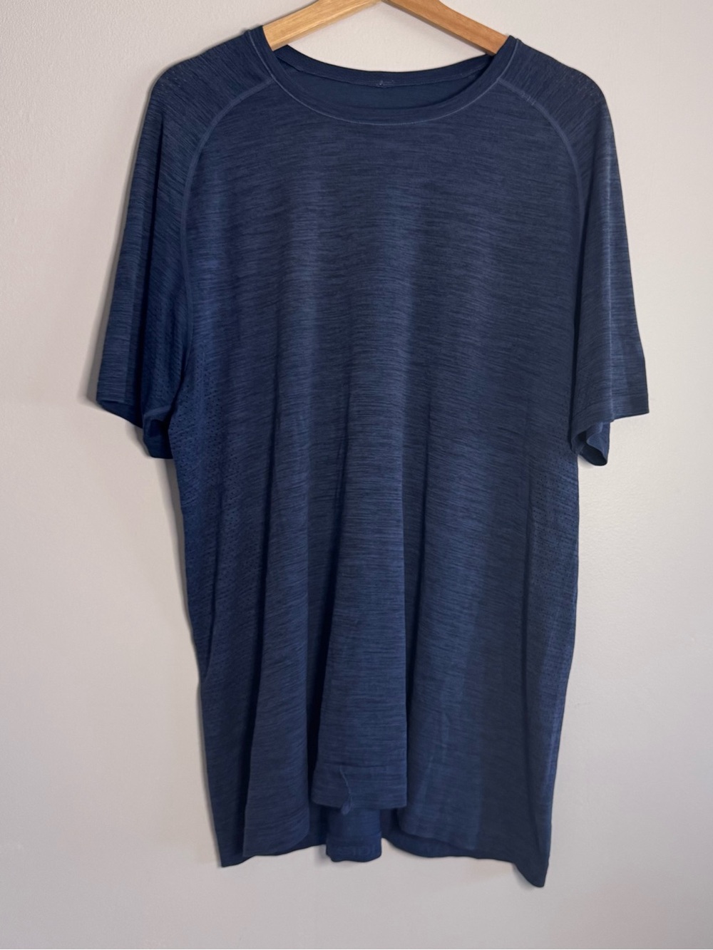Lululemon Metal Vent Tech Tee XL